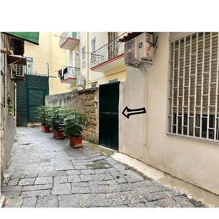 Appartement Cesi 13 à Naples Extérieur photo
